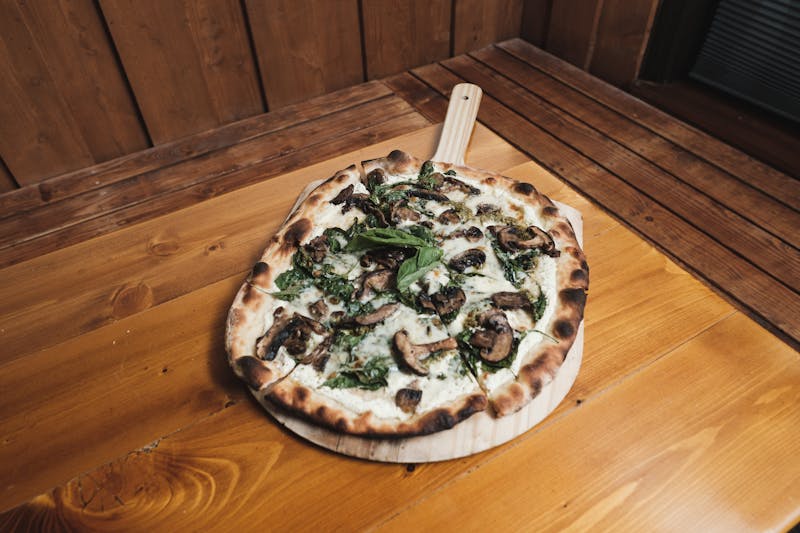 Margherita thin crust pizza at Pequod's pizza